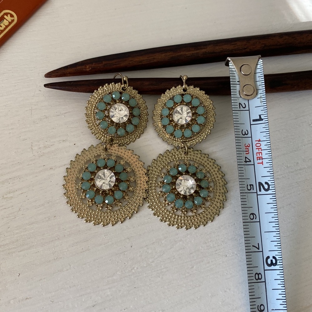 Statement Earring - Picture 2 of 2